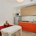Sunny Flat With A Generous Terrace *