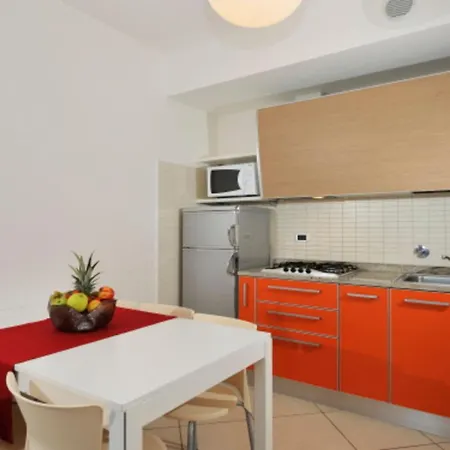 Sunny Flat With A Generous Terrace *