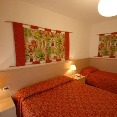 Sunny Flat With A Generous Terrace * Bibione