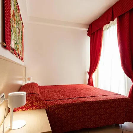 Sunny Flat With A Generous Terrace Апартаменты *