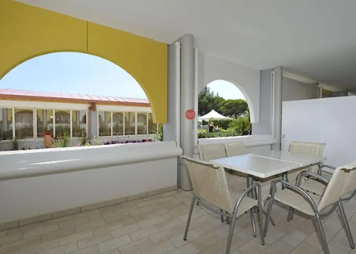 Sunny Flat With A Generous Terrace
